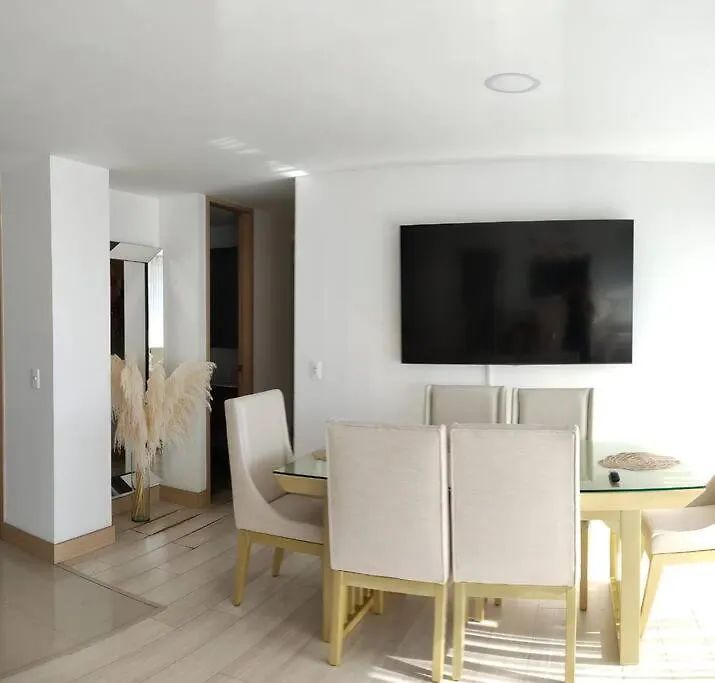 Apto Poblado A 8 Min De Provenza Con Free Parking メデジン 0*,