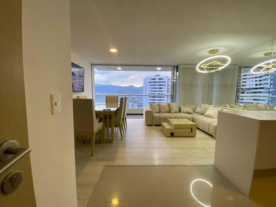 Apto Poblado A 8 Min De Provenza Con Free Parking Medellín Colombia