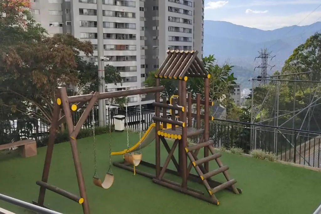 Apto Poblado A 8 Min De Provenza Con Free Parking Medellín 0*,  Colombia